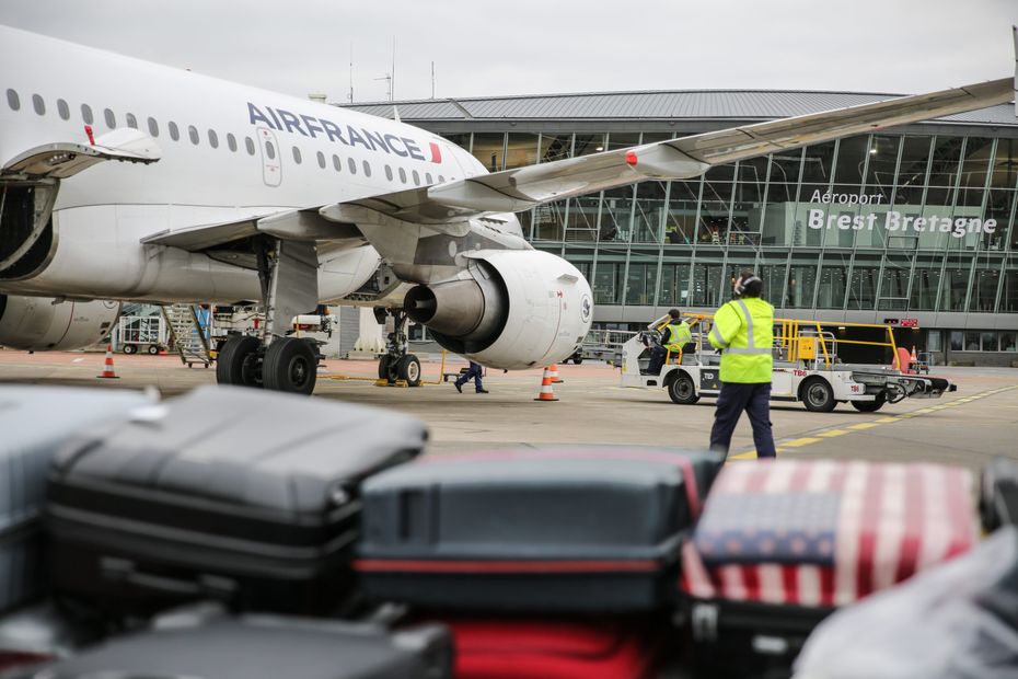 Paris-New-York flight diverted to Brest due to medical emergency