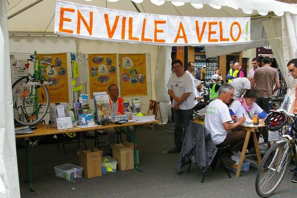 Donner davantage de place au vélo dans la ville de Rennes, c'est ce que souhaite l'association Rayons d'action