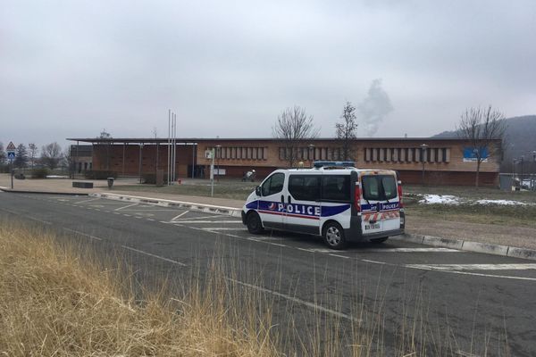 Le Lycée Pierre-Joël Bonté toujours fermé après des menaces de morts adressées au personnel sur l'Espace Numérique de Travail.