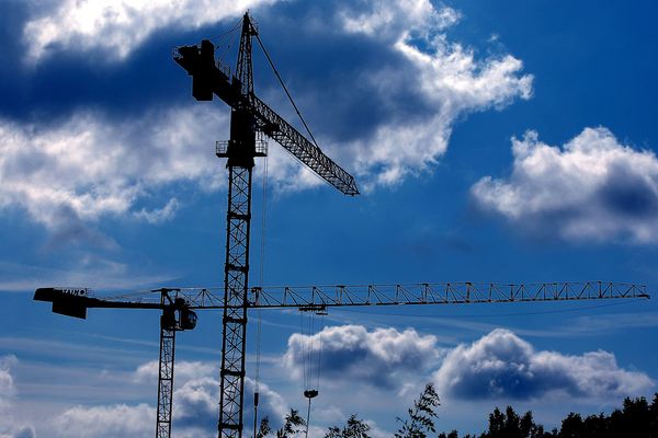 Les deux sociétés épinglées : NORTEMAN LDA, entreprise de travail temporaire portugaise, et ARMATURES CONSTRUCTION, société donneuse d’ordres de la société NORTEMAN.