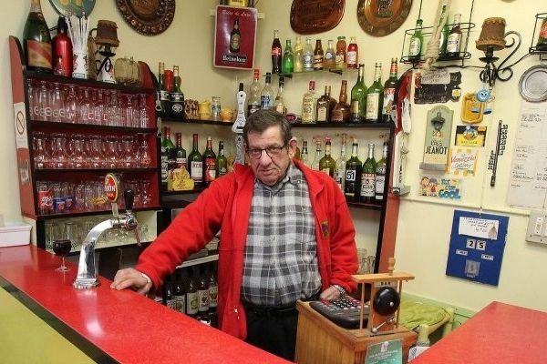 Le bar Alsace-Lorraine, un bar de quartier, qui a disparu suite au confinement.