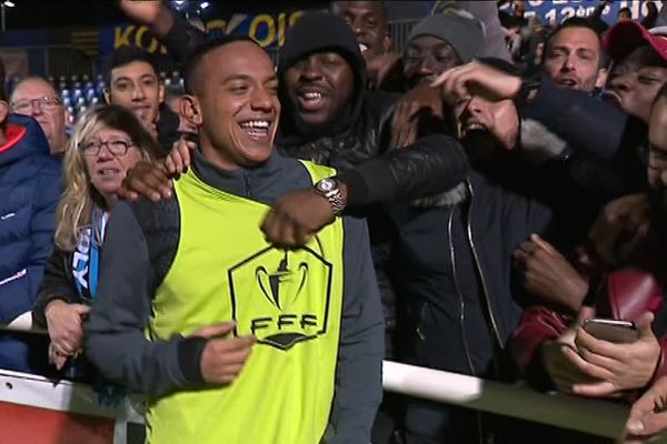 Les supporters du FC Chambly n'ont pas caché leur joie après cette victoire 3-0 