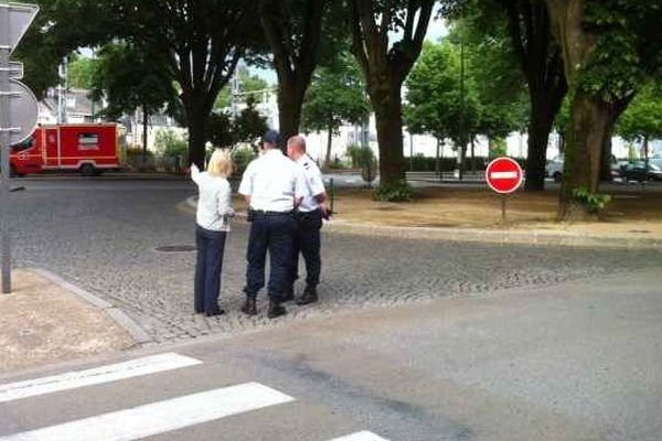 Les rues autour de la gare de Quimper évacuées par la Police