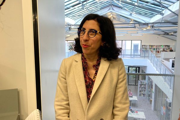 Rima Abdul Malak dans les locaux de l'école nationale supérieure d'architecture de Strasbourg.