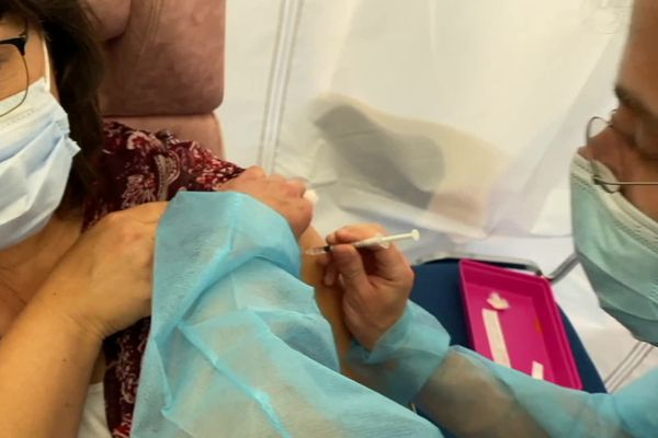 Vaccination au centre Jean moulin à Limoges