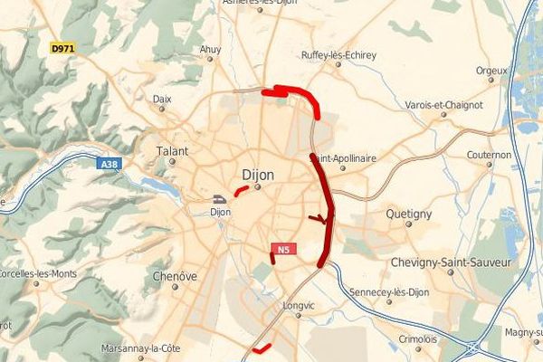 La circulation est fortement perturbée sur le quart Sud - Est de la Rocade (état à 17h12)