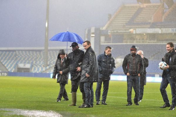 La pelouse du stade Armand Césari est impraticable à Bastia