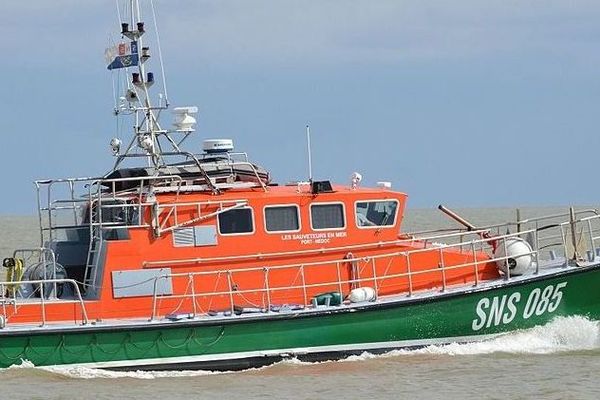 Le canot SNSM de Soulac sur Mer est intervenu la nuit dernière pour prêter secours à un voilier en difficulté 