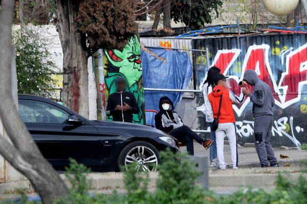 Pendant trois ans, des actions vont être menées dans cinq quartiers de Rennes pour essayer d'empêcher l'entrée des plus jeunes dans le trafic et la consommation de stupéfiants.