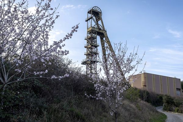 L'ancienne mine de Salsigne, aujourd'hui abandonnée, est encore source de pollution.