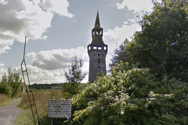 La tour d'aiguillage ferroviaire dite "la Florentine" à Buire dans l'Aisne.