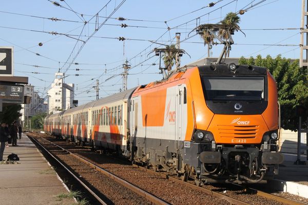 Locomotive Prima II on Track Morocco