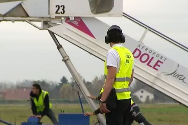 La compagnie IGAvion a retiré ses vols au départ de Dole à destination de Nice, Bordeaux, et Toulouse.