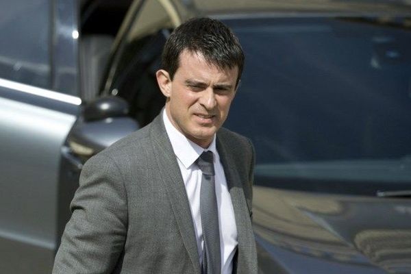 Manuel Valls à la sortie de l'Elysée le 23 avril 2014.