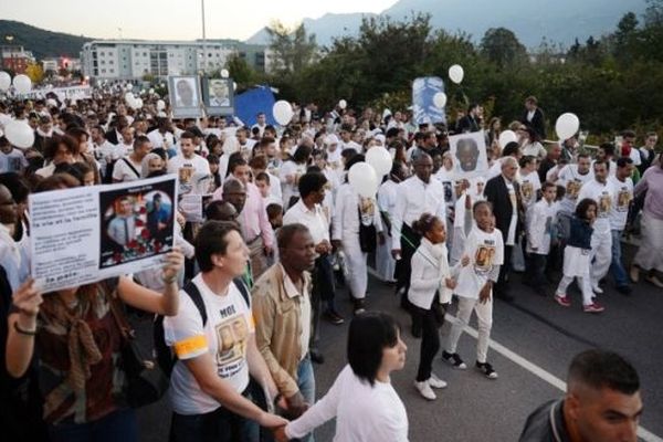 La marche blanche d'Echirolles contre la violence, le 2 octobre dernier