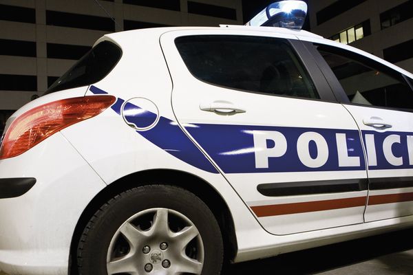 Un homme interpellé pour avoir saccagé l'intérieur d'une agence, le 16 août 2017