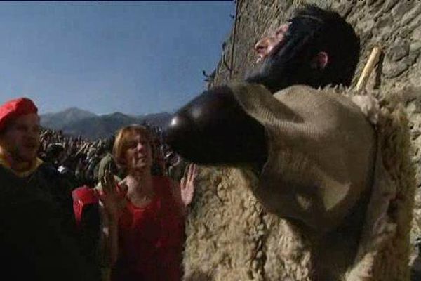 La fête de l'ours à Prats-de-Mollo le 21 février 2016.