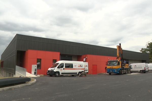 A l'intérieur de ce grand bâtiment, des repas seront produits pour les personnels et les patients des établissements hospitaliers de Limoges et Saint-Junien. Limoges, le 20 octobre 2022.