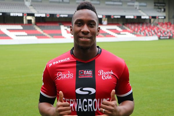 Yeni Ngbakoto nouvelle recrue de l'EAG