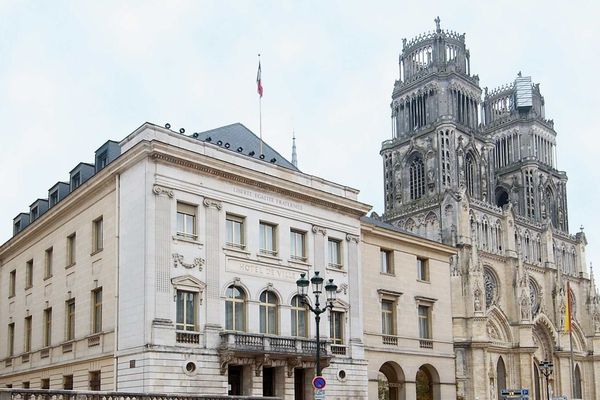 La mairie d'Orléans.