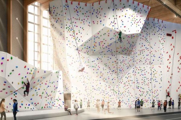 L'un des murs d'escalade du CIME de Troyes