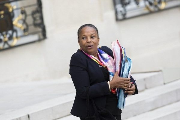 Christiane Taubira, Garde des Sceaux, sort du conseil des ministres