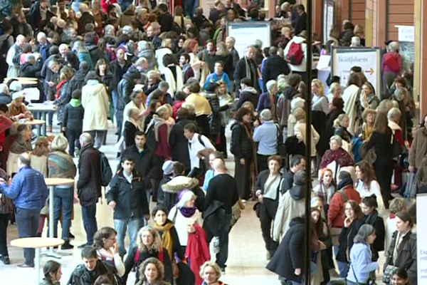 GL Events gère de nombreux sites d'affaires sur Lyon, dont le Centre des congrès et la Sucrière.