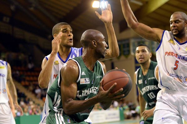 Le CSP lors du tournoi amical l'opposant à Paris Levallois.