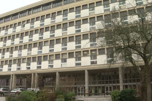 La faculté de droit de Rennes 1 secouée par le suicide d'une étudiante