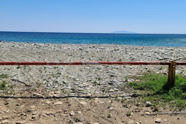 Les dernières barrières sont levées, dans toute la France, pour l'accès aux plages