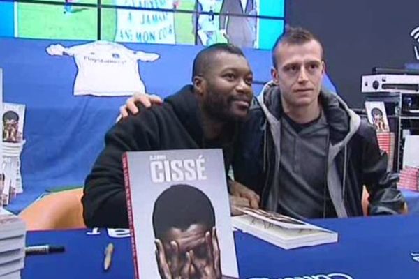 Djibril Cissé en dédicaces à Auxerre, le 18 novembre 2015