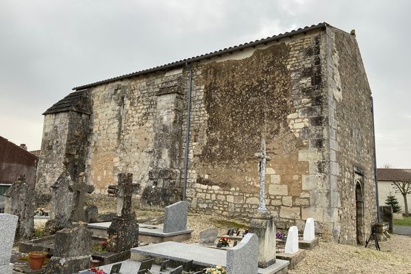L'église est revenue dans le giron de la commune de Floirac, au sud de la Charente-Maritime, et des messes vont pouvoir y être célébrées.