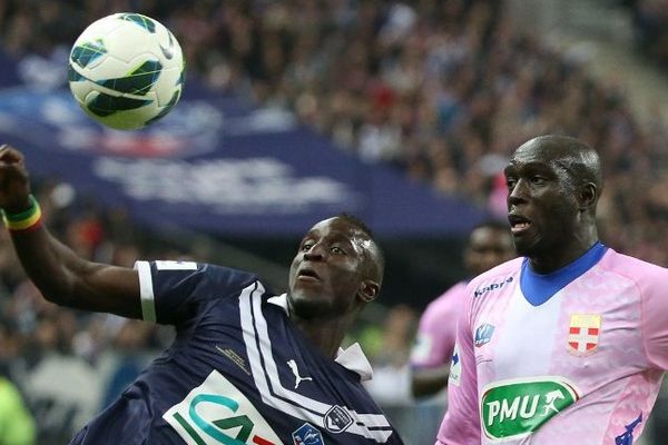 Yannick Sagbo (en rose) lors de la finale de la Coupe de France, le 31 mai dernier au Stade de France. Arrivé à ETG il y a trois ans, l'attaquant s'est vite imposé comme une figure de proue de l'équipe haut-savoyarde. 