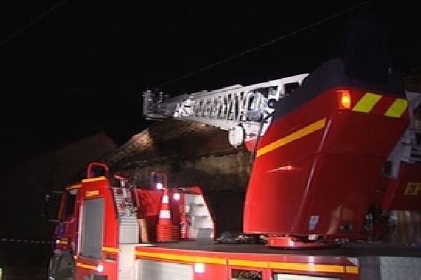 Intervention des pompirers à Laurière, 27 février 2014 après une mini-tornade