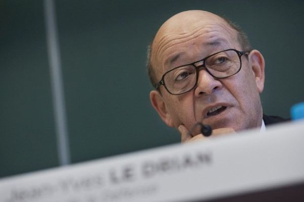 Rennes le 28 septembre 2015 - Jean-Yves Le Drian, Ministre de la Défense française, dans l ouverture des Assises internationales de la coopération et du mutualisme organisées à Rennes sur le thème (Mutuelles et coopératives au coeur de la croissance).