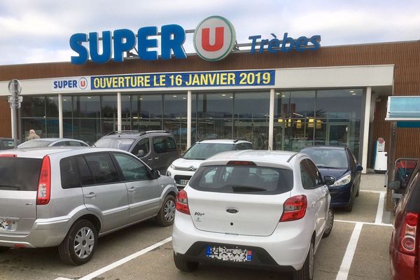 Trèbes (Aude) - réouverture du Super U, 10 mois après l'attentat meurtrier - 16 janvier 2019.