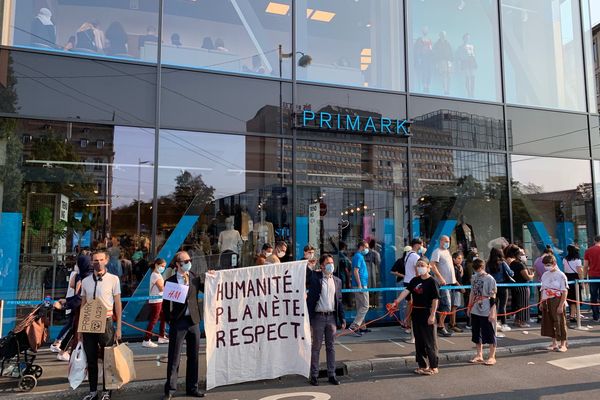 L'enseigne Primark, cible d'une manifestation ce samedi 12 septembre, à Strasbourg.