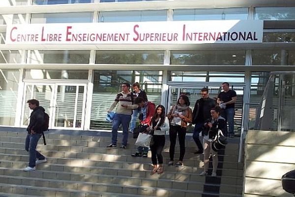 Béziers (Hérault) - CLESI, Centre Libre d'Enseignement Supérieur International, Fernando Pessoa - 14 octobre 2013.