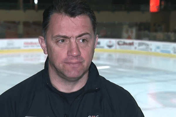 Philippe Bozon, l'entraîneur des Boxers de Bordeaux et sélectionneur de l'équipe de France de Hockey (février 2017).