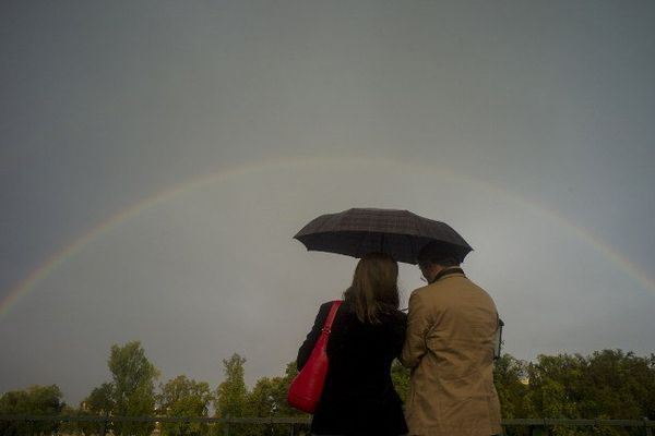 Entre deux perturbations on va chasser l'arc en ciel dans les Pays de la Loire cette semaine.