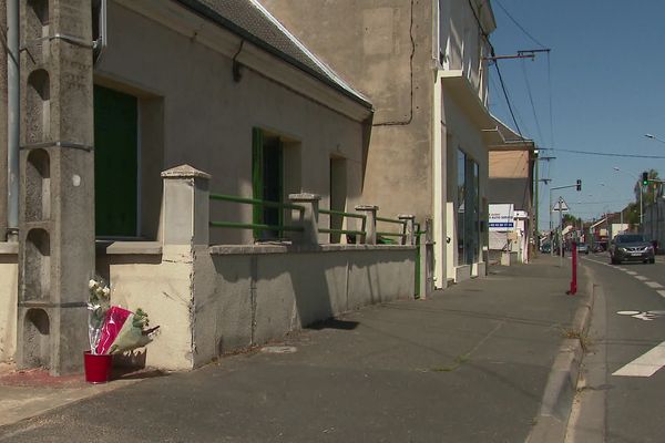 Eric Monroy a été tué en percutant le mur de cette maison, avenue Heuzé, au Mans, le 6  août 2020