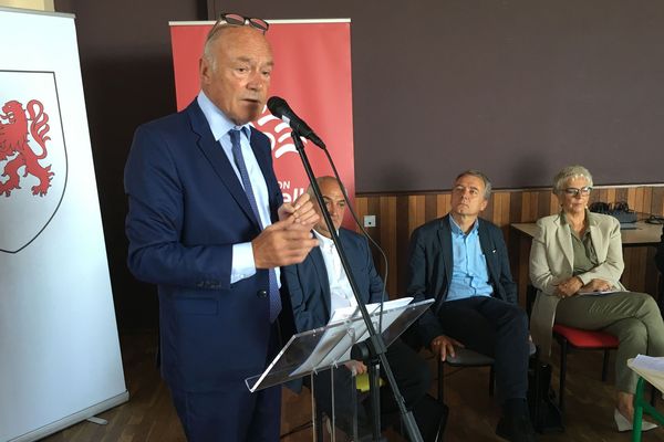 Alain Rousset, président PS de la région Nouvelle-Aquitaine en visite à Masseret (Corrèze), le 4 septembre 2018