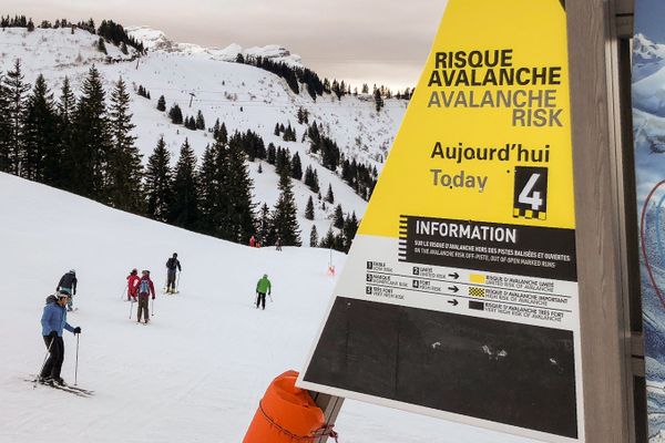 Le risque d'avalanches sera de 4/5 dans les massifs du Mont-Blanc, des Aravis et du Chabalis ce vendredi 23 février