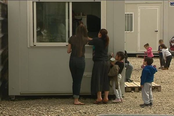 Les migrants du cours de la Libération à Grenoble ont obtenu le prolongement de la trêve hivernale.