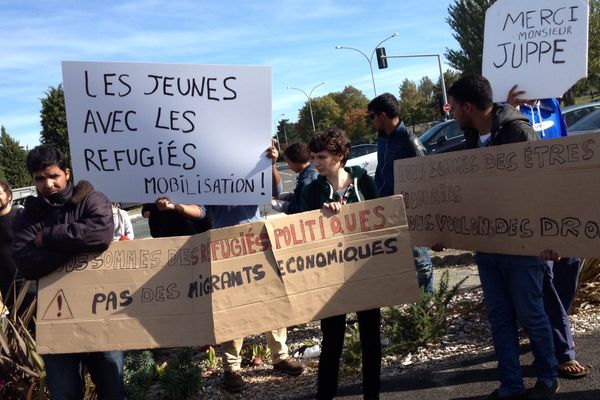 Manifestation en soutien aux demandeurs d'asile sahraouis à Bordeaux, le 10 octobre 2015.