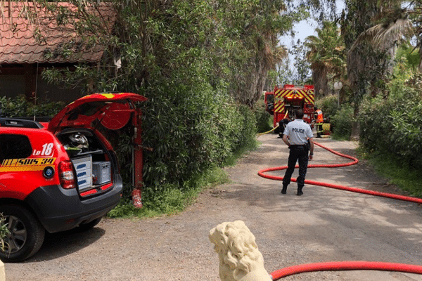 Agde (Hérault) - intervention des pompiers au camping "Les canoës" à la Tamarissière - 10 mai 2018.