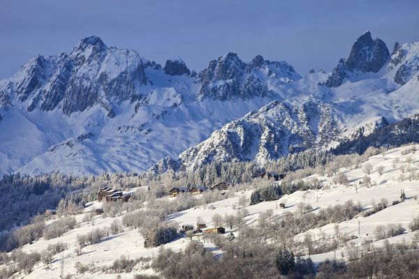 Le Grand pic de la Lauzière culmine à 2 829 mètres d'altitude en Savoie. (Illustration)