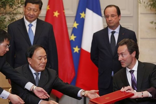 La signature du contrat mercredi à l'Elysée