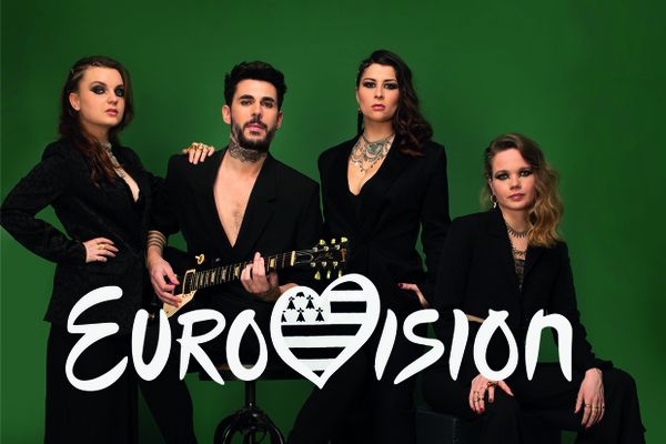 Ar strollad Alvan hag Ahez a genstriv evit ar Frañs e Turin evit an Eurovision 2022.
Le groupe Alvan & Ahez représente la France à Turin pour l'Eurovision 2022.