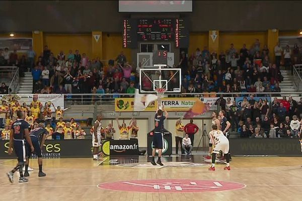 Basket : victoire d' Orléans sur le fil face à Roanne 65-64 - 20 janvier 2018 